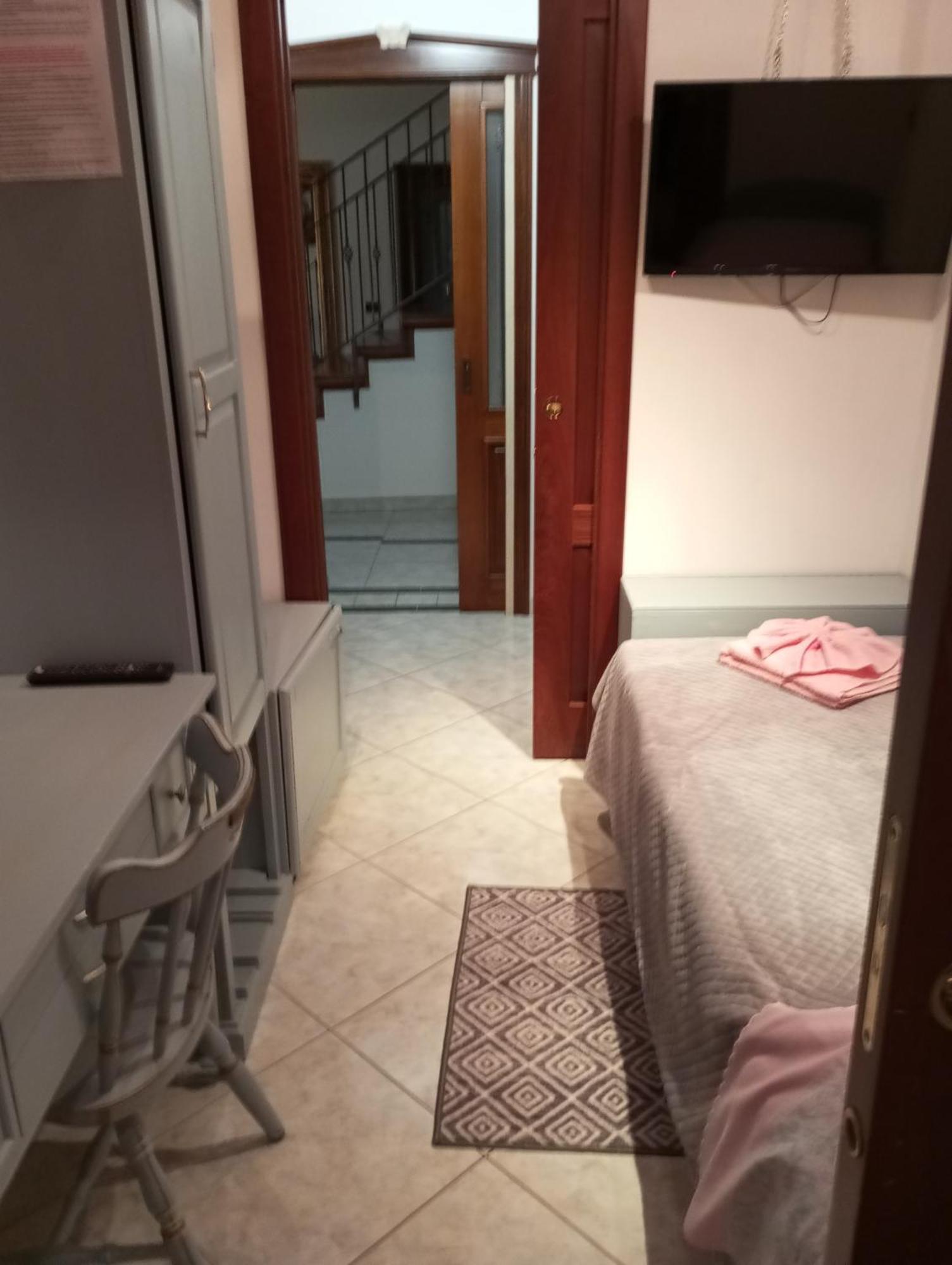 Villamoreno Merlara Bagian luar foto